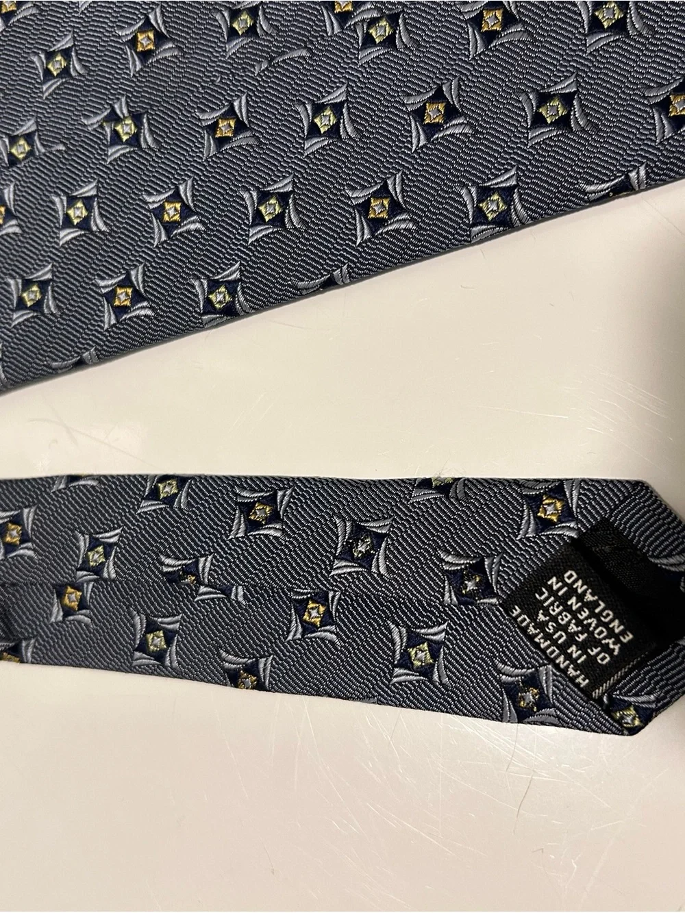 Hickey Freeman Men's Navy Geometric Silk Tie with Subtle Gold Accents